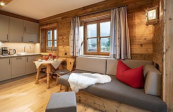 grittlmuehle-brixentalerstrasse-17-brixen-07-2023-appartement-gaisberg-wohkueche